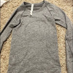 Grey swiftly lululemon